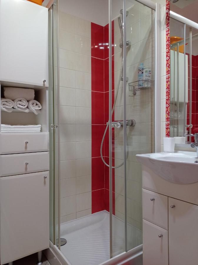 Apartman Adrijana Kastav, Free Wifi & Parking, 2 Bedrooms & Sea View Exterior photo